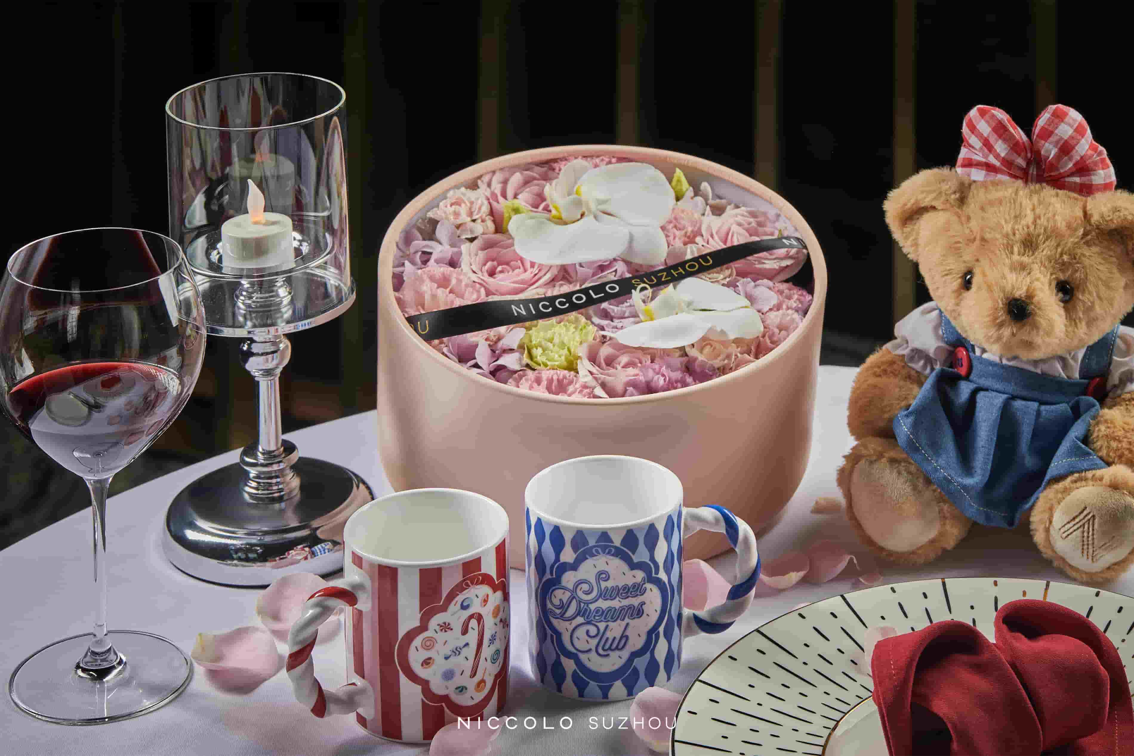 Table-set 2.jpg