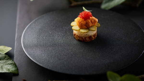 2. 指橙海胆文思豆腐蟹肉冻 (1).jpg