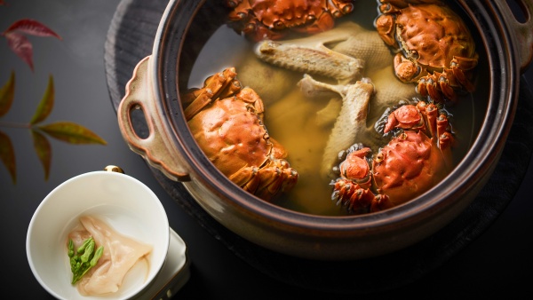 3. 蟹肥鸭嫩太湖秋贵妃蚌.jpg